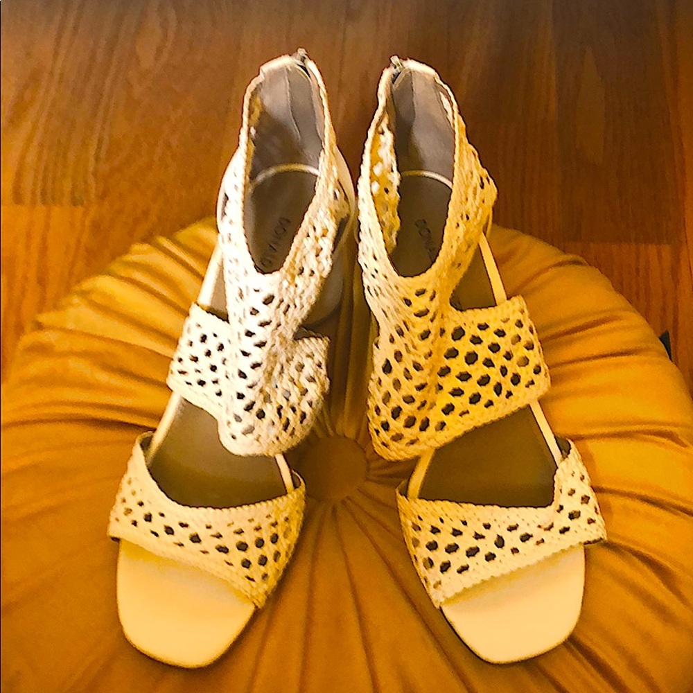 Donald Pilner White Sandals